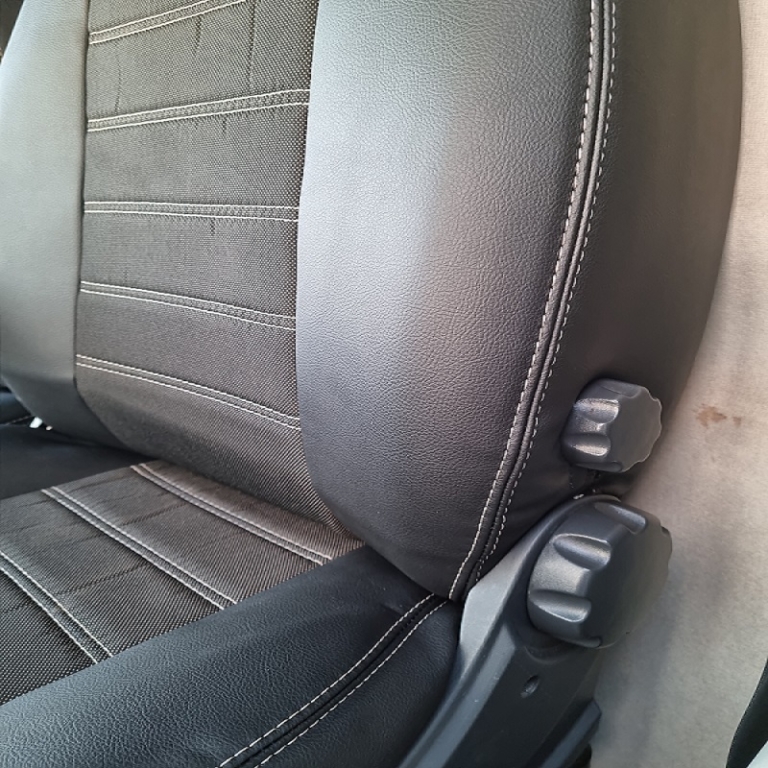 Housses De Siège STEEIRO Pour Ford Transit Custom 2013-2022 - 3 Places - Polyester 600D Imperméable - Lot De 8 Pièces